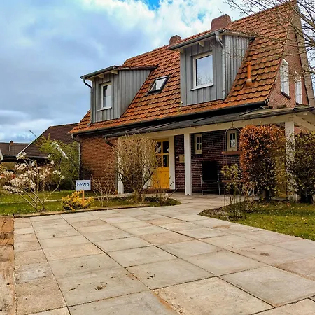 Gemuetliche An Der Nordseekueste In Utgast Lejlighed *